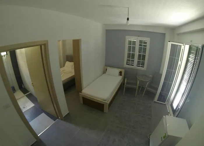 Solive Guest house Himare